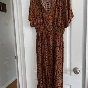 Never worn - No tags- leopard print dress - HM